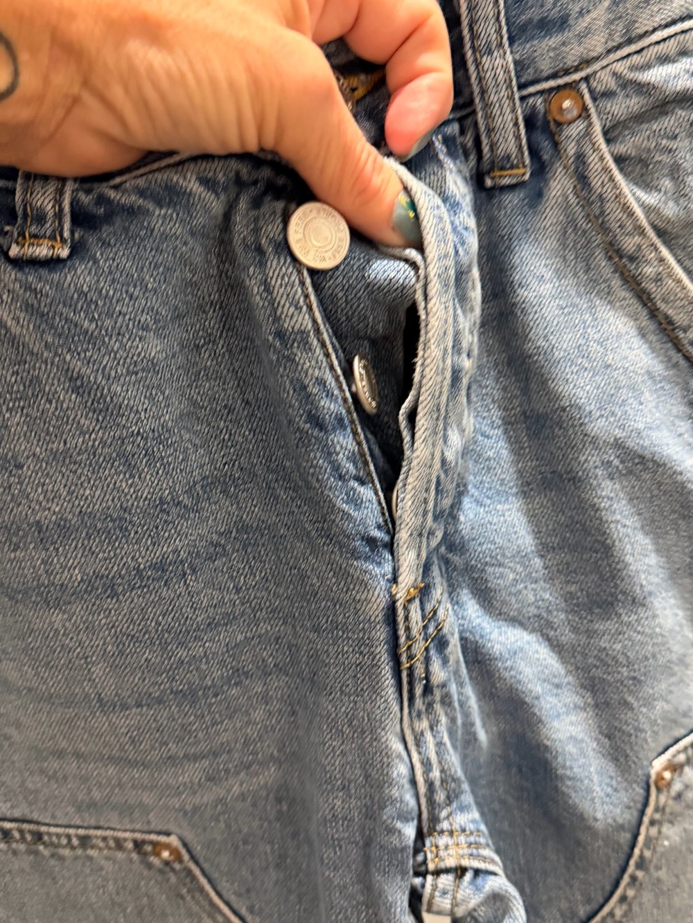 We The Free Light Blue wide leg Carpenter Jeans - Picture 3 of 4